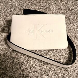 Calvin Klein white leather belt bag